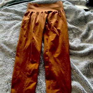 NVGTN Caramel Seamless Leggings